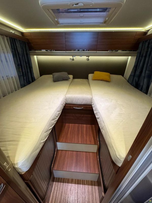 Adria Matrix Plus M670 SL