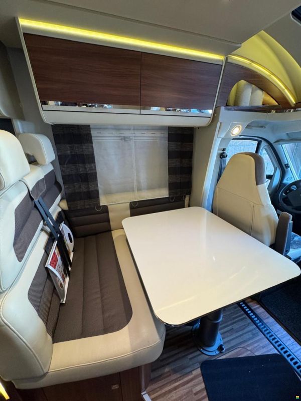 Adria Matrix Plus M670 SL