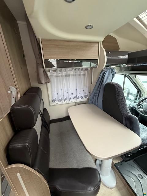 Ford Chausson 515 Flash