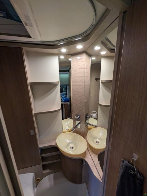 Bürstner Averso Plus 510 TK