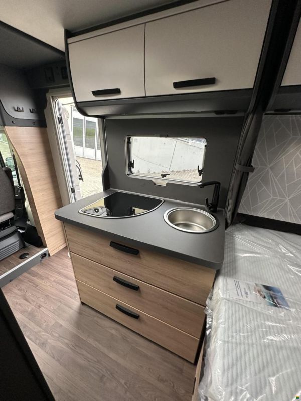 Knaus L!VE TI PLATINUM SELECTION 590 MF