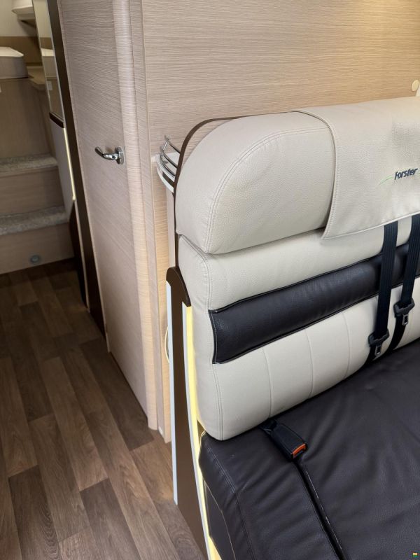 Forster-Reisemobile A699EB