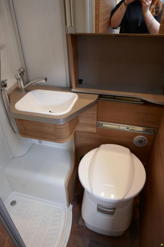 Weinsberg CaraCompact PEPPER 600 MEG