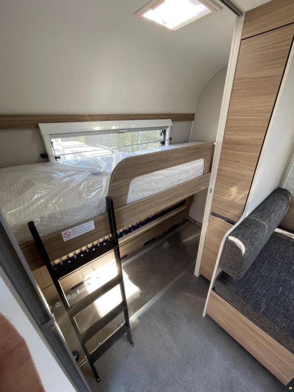 Dethleffs Nomad 550 ESK