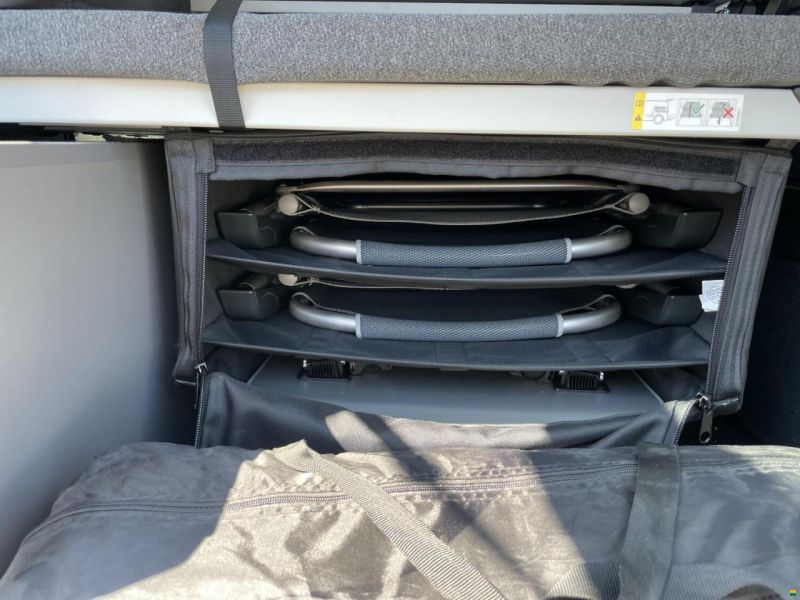 Volkswagen Caddy California .