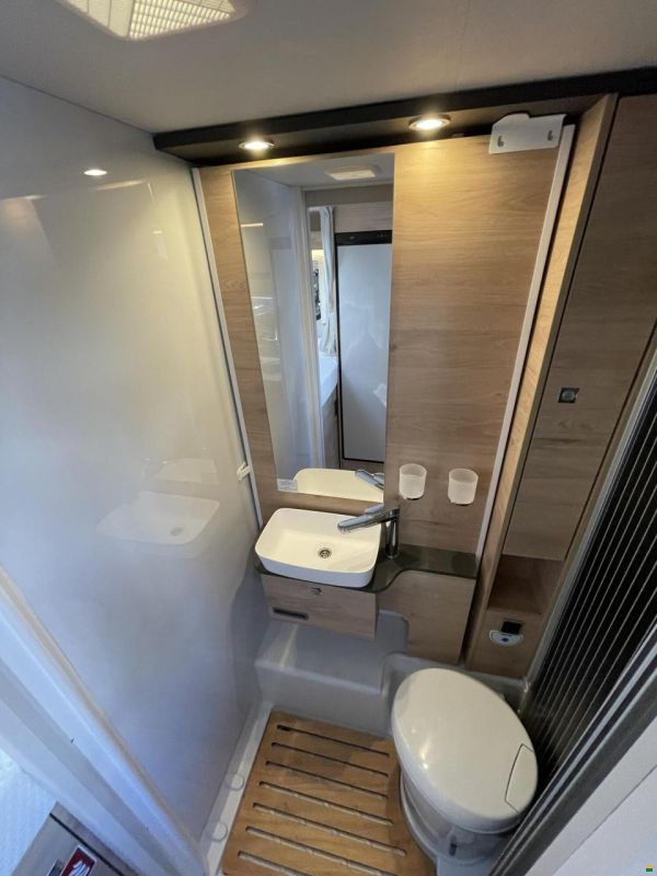 Dethleffs Globebus Active I 1