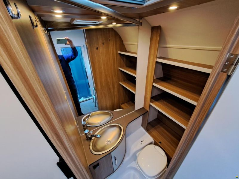 Bürstner Premio Plus 410 TS