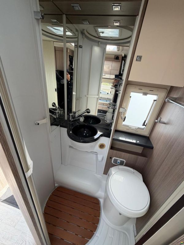 Challenger Ducato 2.3JTD 150PS **LÄNGSBETT-GARAGE**