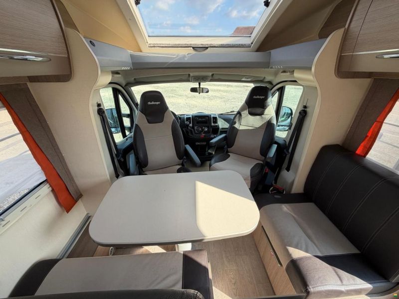 Challenger Ducato 2.3JTD 150PS **LÄNGSBETT-GARAGE**