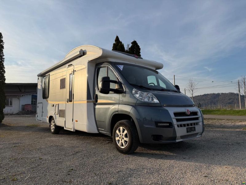 Bürstner NEXXO**FIFTY-FIVE EDITION **QUEENSBETT**