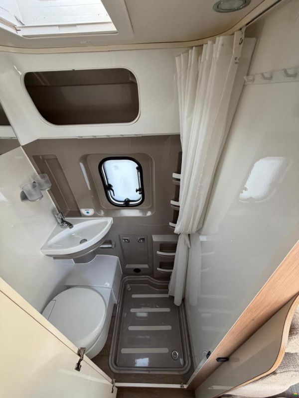 Fiat *HOBBY VANTANA K60FT *QUERBETT*6.METER*