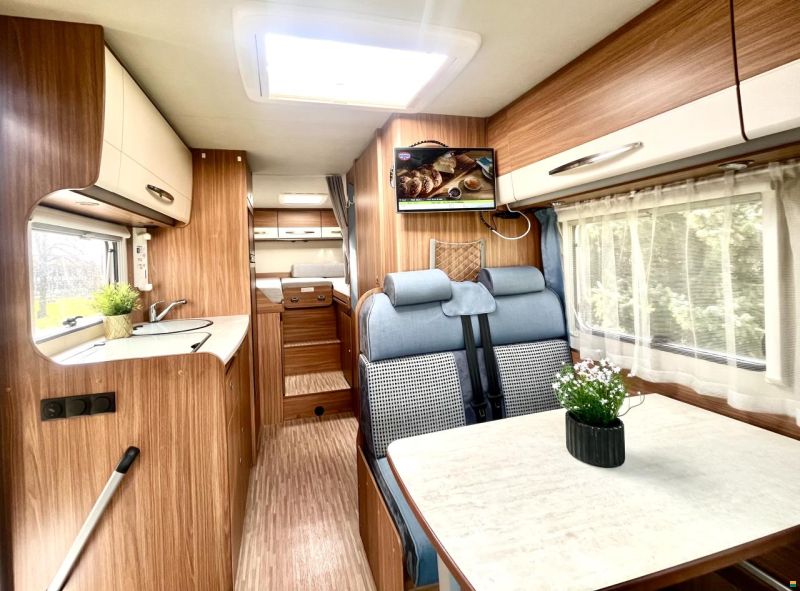 Carado T 337 Top Zuladung!!