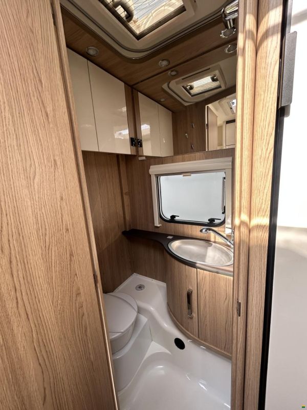 Bürstner Averso 510