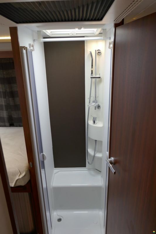 Adria Matrix M 670 SL