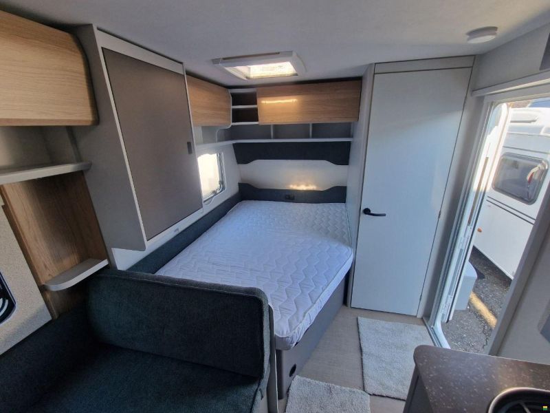 Bürstner Averso 480 TK