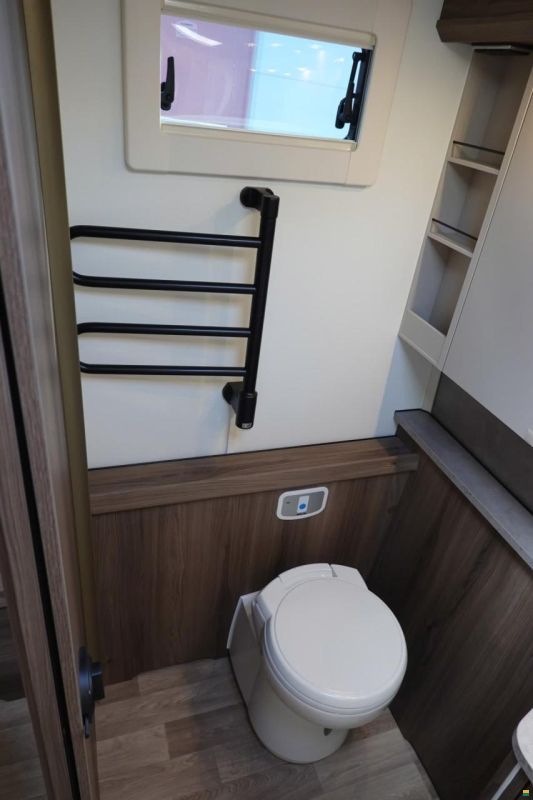 Kabe IMPERIAL HACIENDA 1000 E8/DU TDL KS