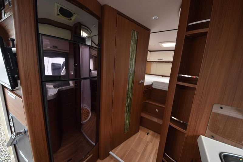 Niesmann-Bischoff ARTO 76LE