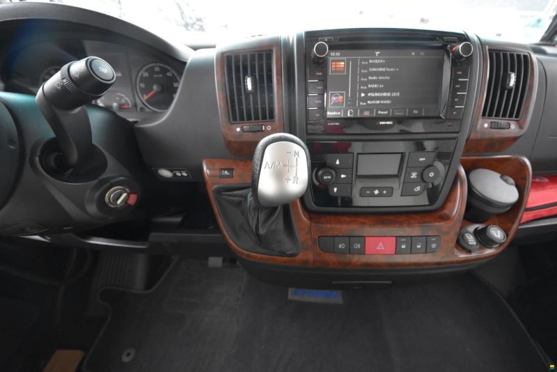 Niesmann-Bischoff ARTO 76LE