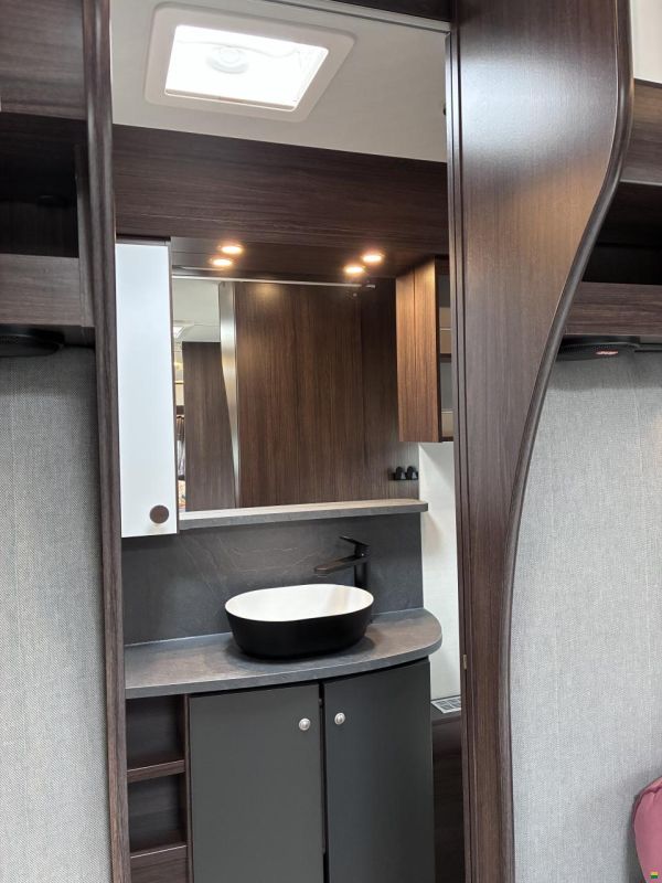 Polar 680 BSA BLACKLINE