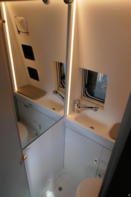 Weinsberg CaraBus Grey 540 MQ + Aufstelldach