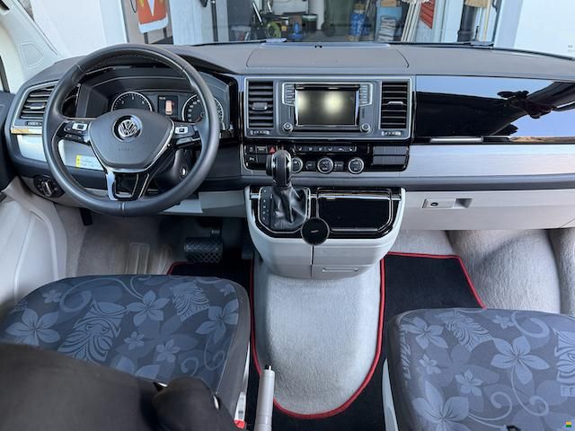 Volkswagen T6 California 2.0 TDI Ocean GREY