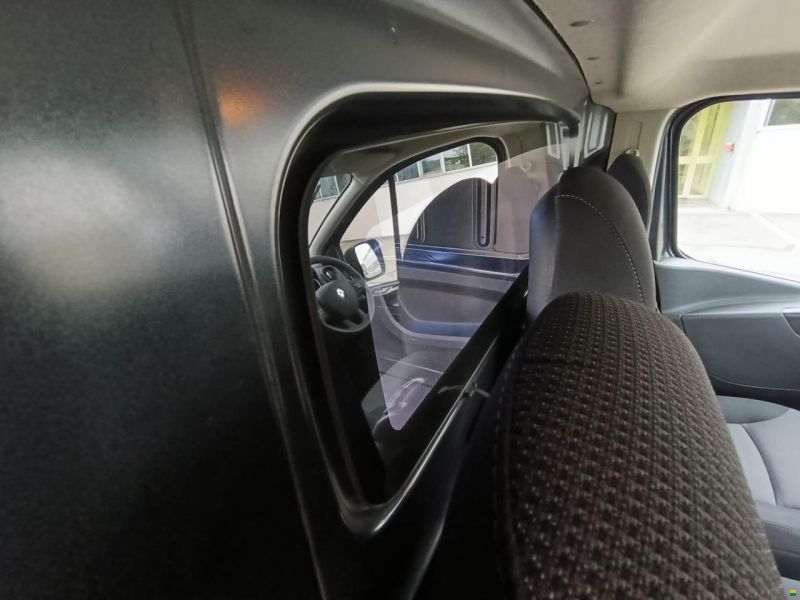 Renault Trafic dCi 145