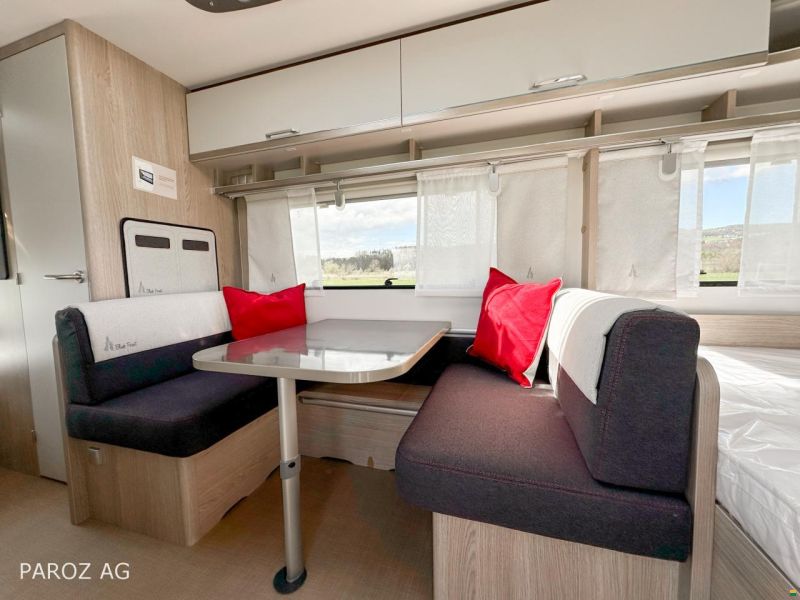 Bürstner Premio 495 TK Black Forest