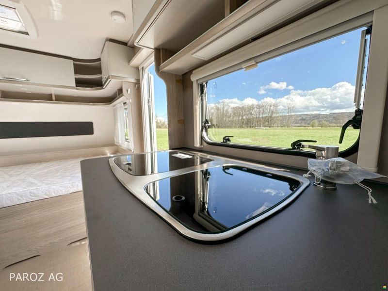 Bürstner Premio 495 TK Black Forest