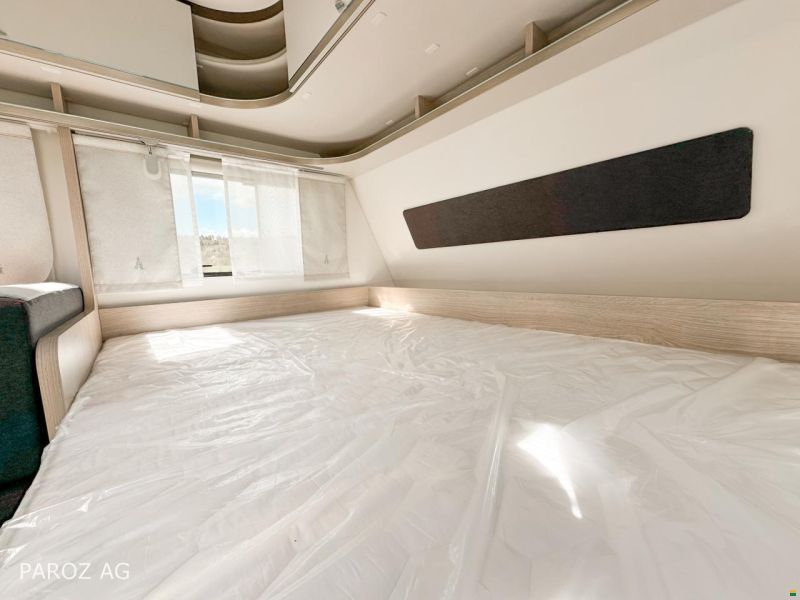 Bürstner Premio 495 TK Black Forest