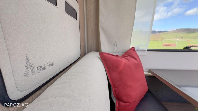 Bürstner Premio 495 TK Black Forest