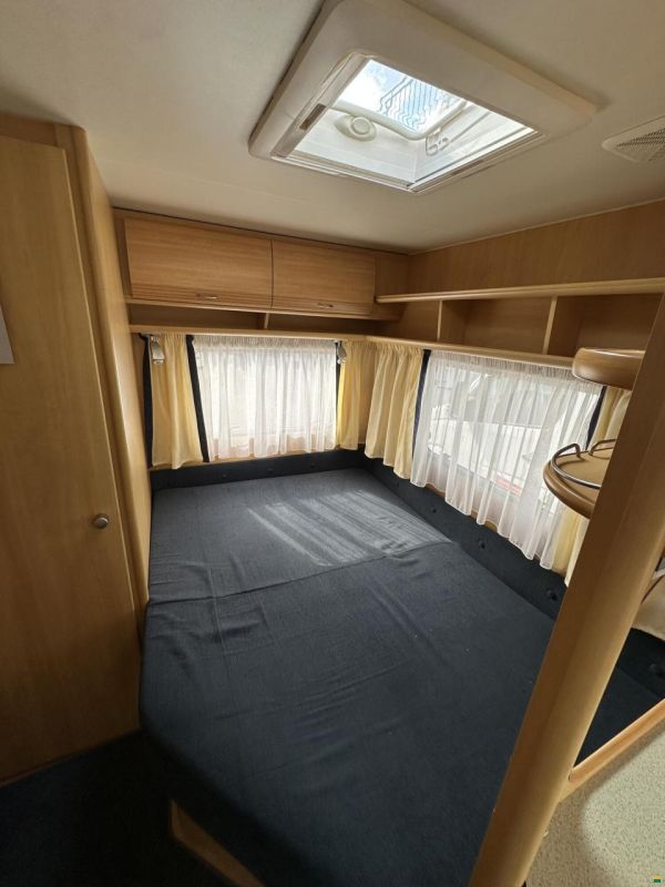 Dethleffs Camper 450 DB