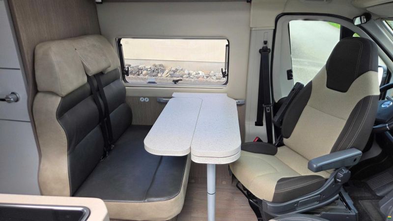 Challenger V217 Road Edition Premium