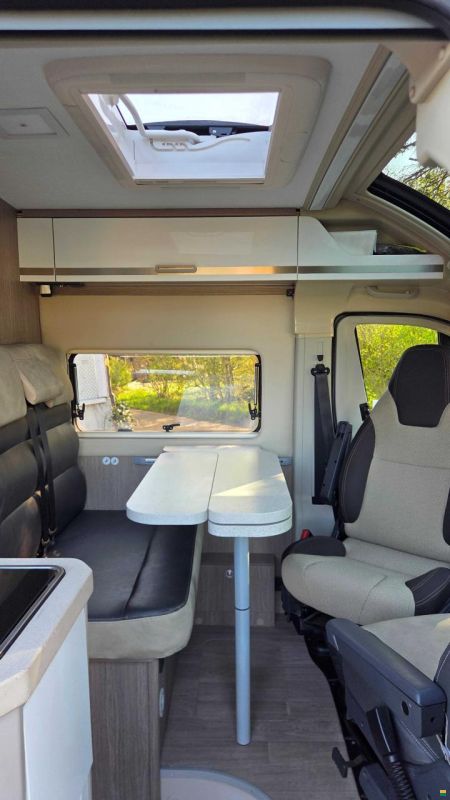 Challenger V217 Road Edition Premium