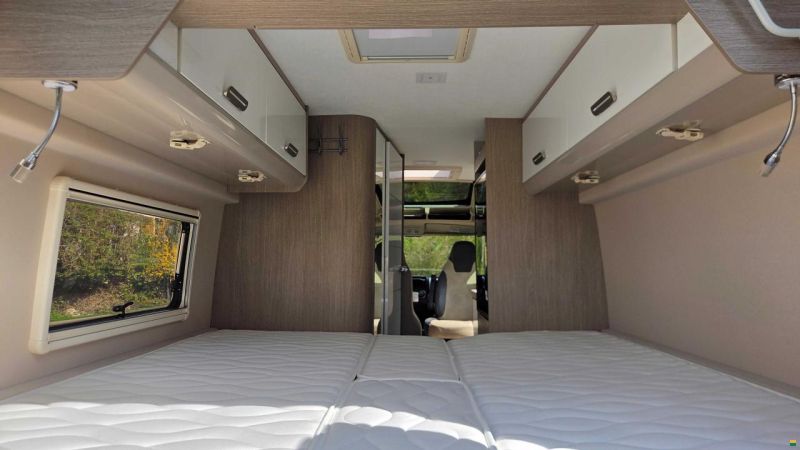 Challenger V217 Road Edition Premium