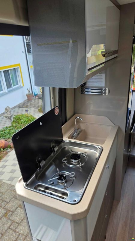 Challenger V217 Road Edition Premium