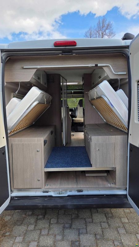 Challenger V217 Road Edition Premium