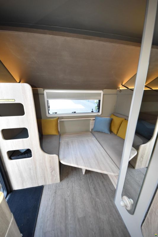 Carpento Caravan 410