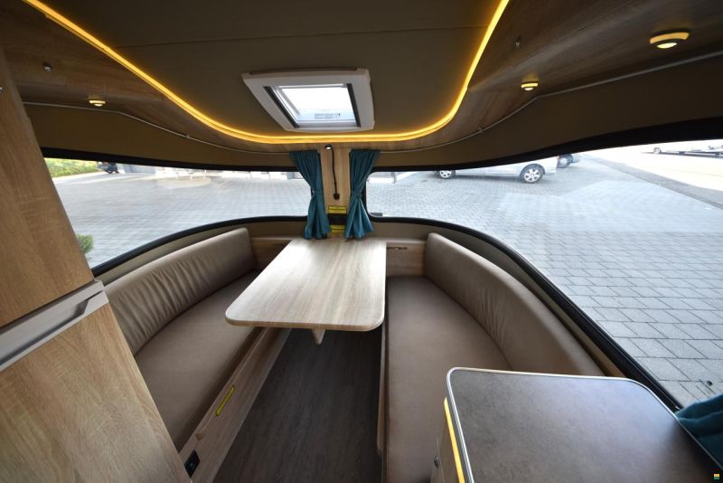 Carpento Caravan 410