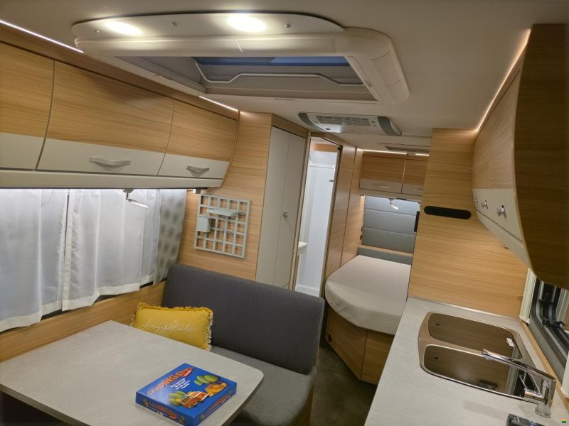 Dethleffs Camper 530 FSK