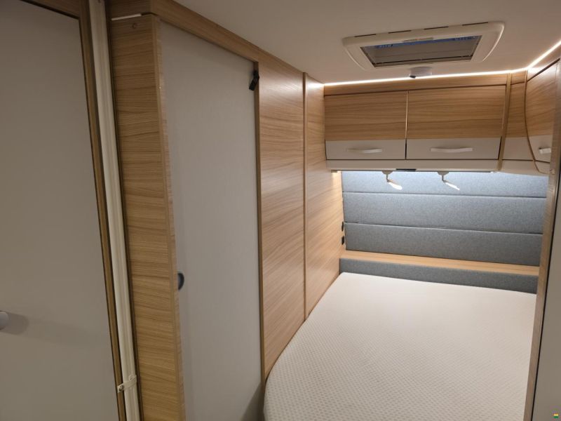 Dethleffs Camper 530 FSK