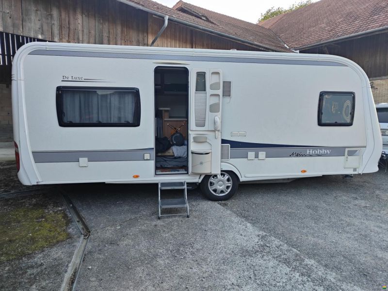 Hobby CFe 560 De Luxe