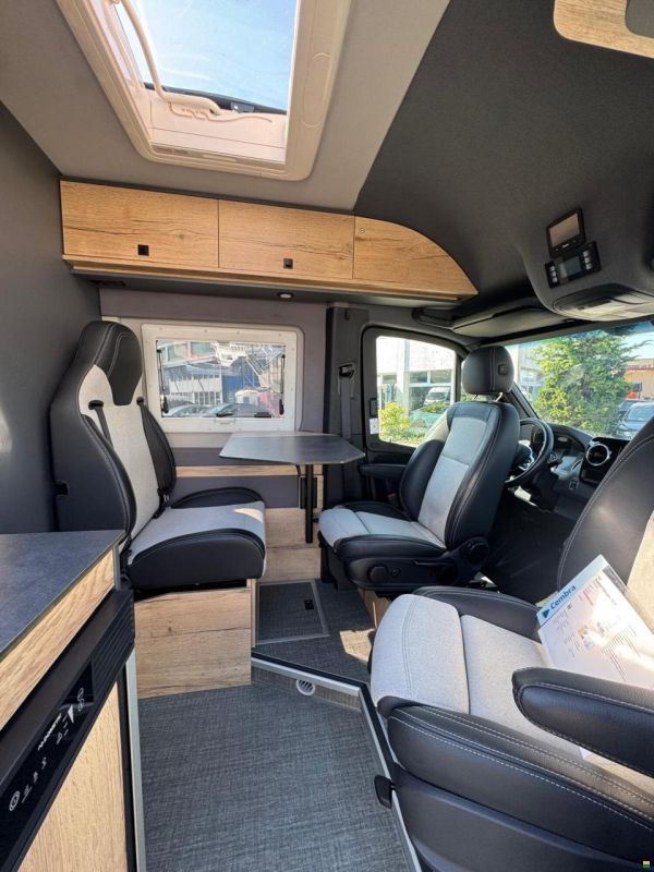 Pössl Roadstar X Mercedes 190 PS