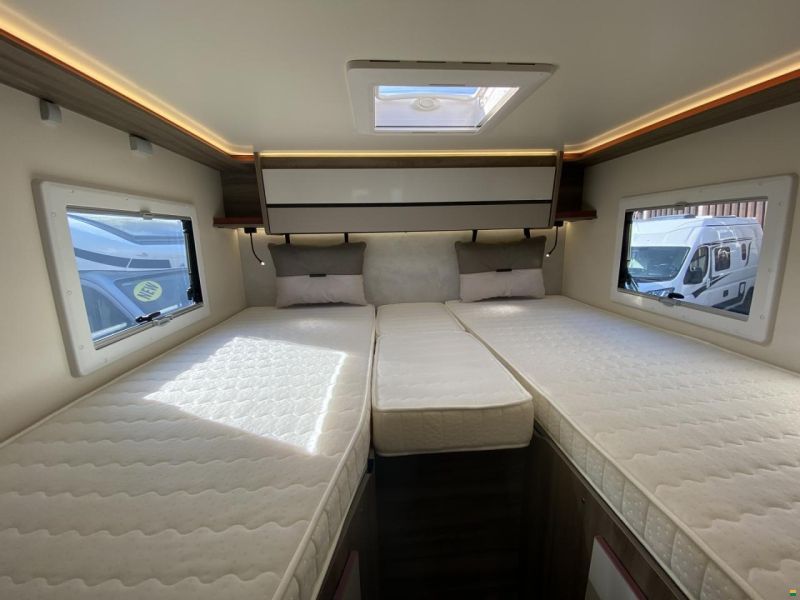 Roller Team Kronos Fit 281P, Ford 165PS Automat