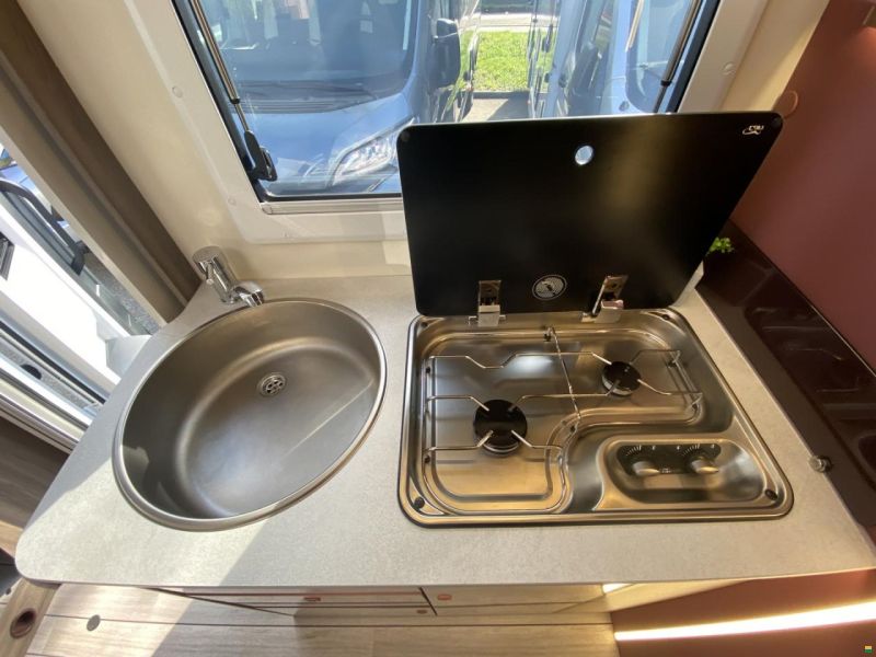 Roller Team Kronos Fit 281P, Ford 165PS Automat