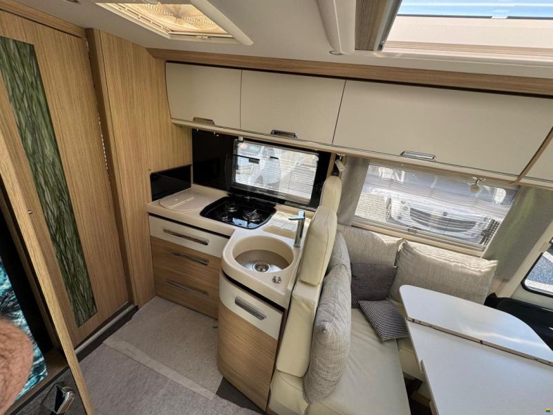 Niesmann-Bischoff Arto 88 EK