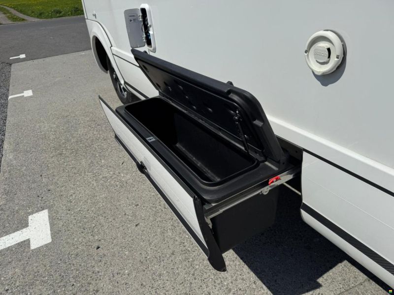 Niesmann-Bischoff Arto 88 EK