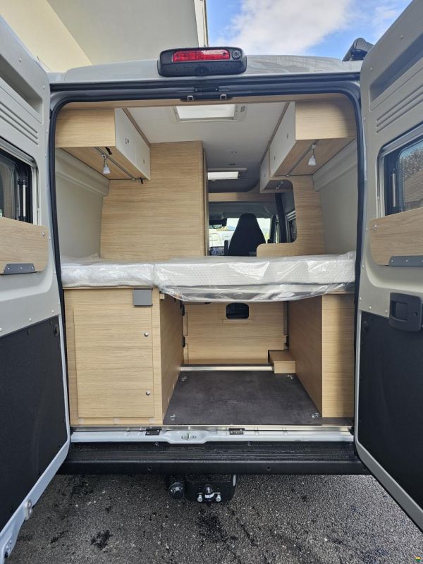 Pössl R 540 mit Automat, Doppelbett!