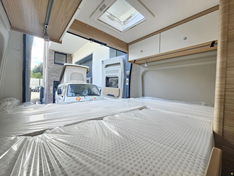 Pössl R 540 mit Automat, Doppelbett!