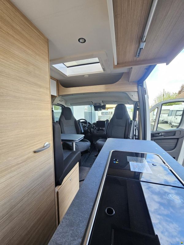 Pössl R 540 mit Automat, Doppelbett!