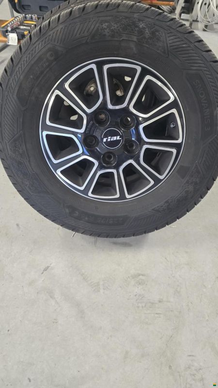 Pilote V633M Premium